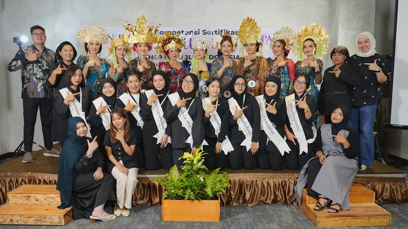 Dari Hobi Jadi Cuan: Panduan Lengkap Memilih Kursus MUA Profesional untuk Pemula