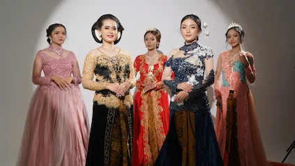 Kursus MUA Pemula to MUA Basic